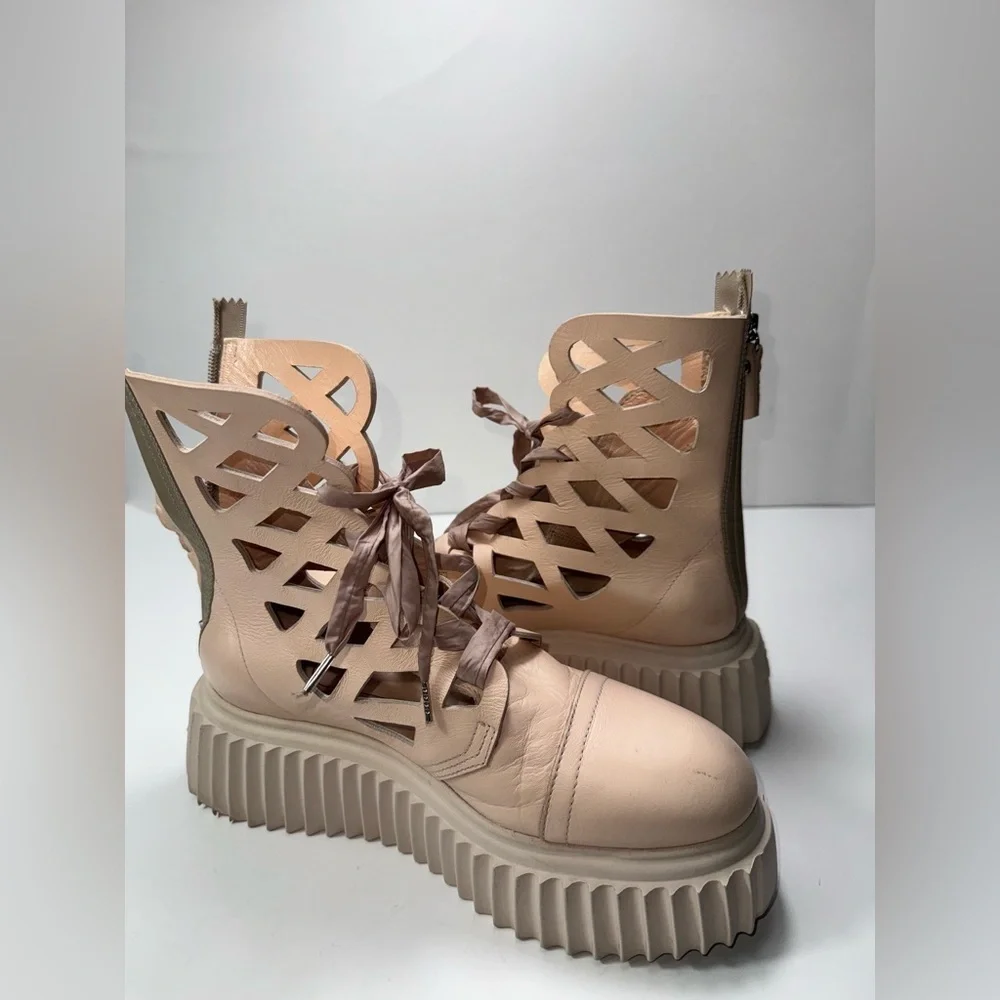 AGL Viggy Platform Ankle Boots women’s size 37 US 7